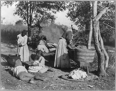8" x 10" 1900 Photo African-American woman doing laundry with a scrub board