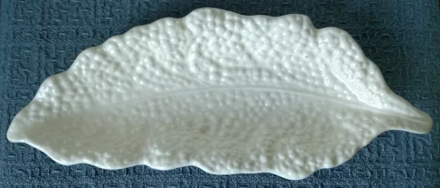 WHITE LEAF-SHAPED DISH ~ Textured Ceramic ~ 13" Long x 5" Wide ~ VGC ~ Vintage