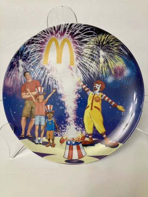 2006 McDonald's Collector’s 9-1/2” Ronald McDonald Fireworks 4th of July Plate