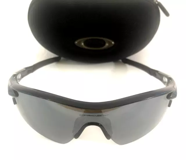 OAKLEY RADARLOCK PATH SUNGLASSES Black & Silver Frame Iridium Polarized Lens A78
