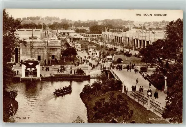 39761557 - London The Main Avenue Ausstellung British Empire 1924