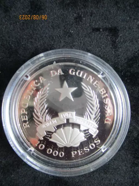 Tiere der Urzeit Guinea-Bissau, 10000 Pesos 999er Silber, PP, 2