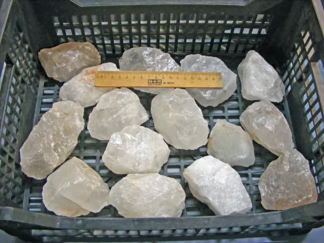 LOT mit 15 Stufen(5 KG) BERGKRISTALL ROHSTEINE+MINERALIEN (GP: 1 KG=11,- €)