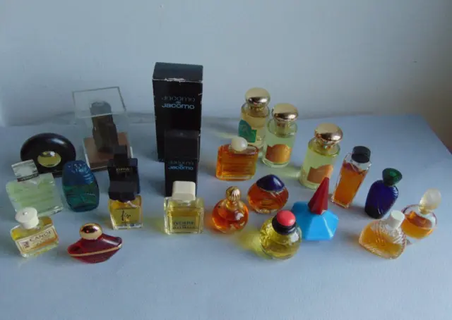 Lot de miniatures parfum vintage