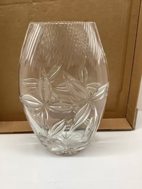 Large crystal vase with etched flowers mint condition 12”T x 8”W