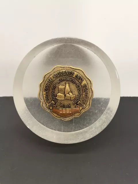 1961 ADSA Collegiate Students International Contest Judging Dairy Products Badge