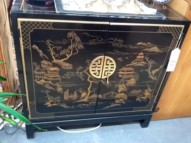 Drexel Heritage Et Cetera Chinoiserie Black Lacquer Cabinet