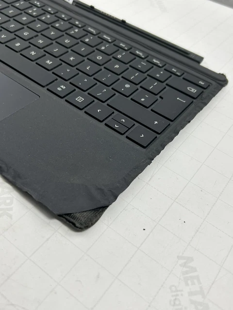 Clavier Microsoft Surface 1725 Pro – QWERTY Anglais – Pour Pro 3/4/5/6 – Noir (occasion)