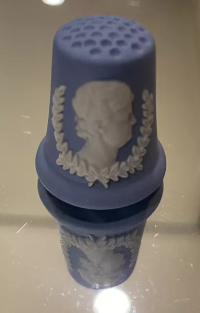 NIB WEDGWOOD THIMBLE BLUE JASPERWARE - KINGS & QUEENS OF ENGLAND - 17 Edward V