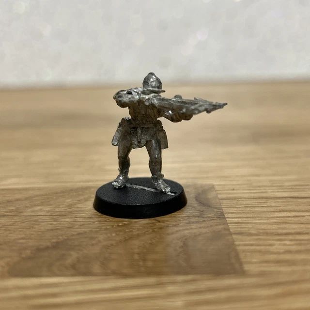 5 Archers Scouts Uruk Haï – Métal – Pour Jeux De Figurines LOTR / Warhammer