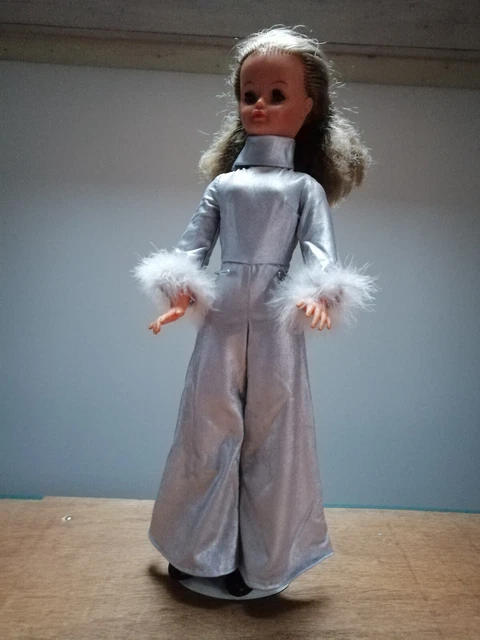 Tenue Vintage Pâquerette 1973 – Manteau, Béret Et Combinaison Cathie Cathy Bella