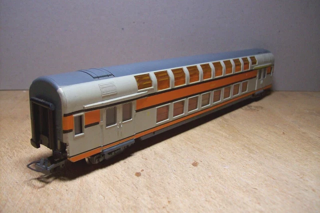 TRAIN HO JOUEF : VOITURE VOYAGEURS BANLIEUX "VB2N" LIVRE OCCASION (sans boite) 2