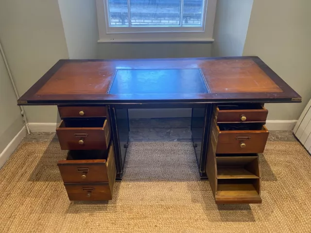 Large Vintage executive desk from AM. Leather writing pad,  draws and filing.