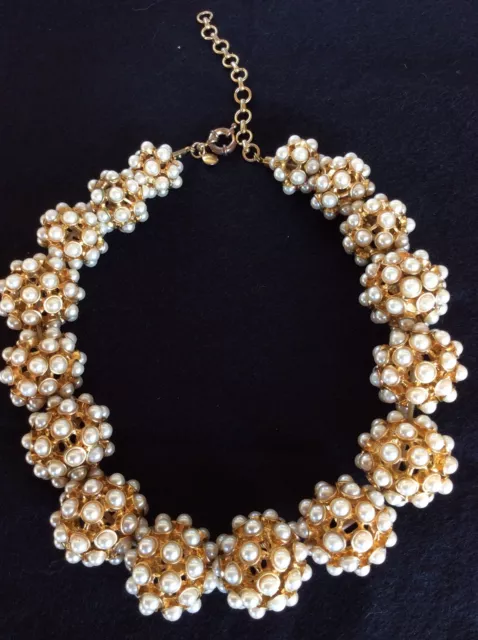 Collier J.Crew en fausses perles et métal doré formant des sphères