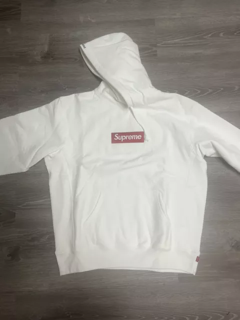 Supreme White Hoodie Box Logo. Brand New With Tags. Size Large 100% authentic