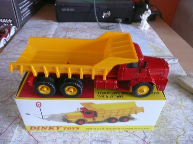 Voiture Miniature Dinky Atlas Ford Zéphyr Saloon Bicolore - Échelle 1/43 - En Boîte - Occasion