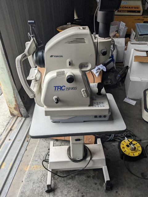 Topcon TRC-NW6S Retinal Camera with Nikon D80 and adjustable height table