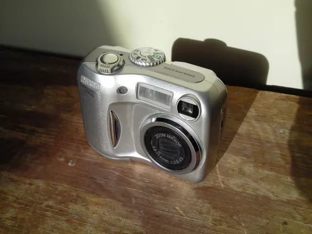 Nikon Coolpix 3100 Digitalkamera