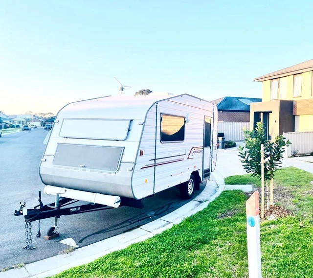 Windsor S toilet shower Caravan 1997 16FT 4.88m