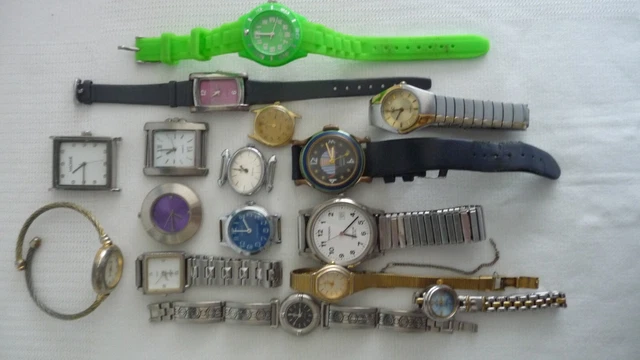Armbanduhren Konvolut Damen und Herren Uhren Bastler  /Ersatzteile