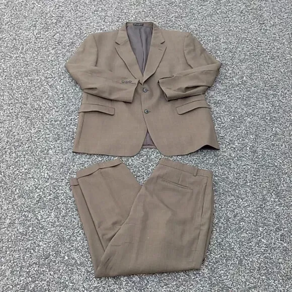 Jones New York Mens suit, Size US 48L 40x29 brown