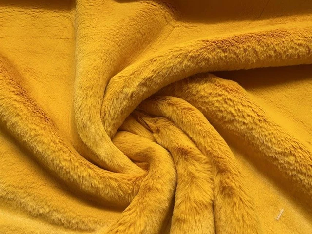Tissu De Fausse Fourrure Hirsute Ressemble À Vraie Fourrure