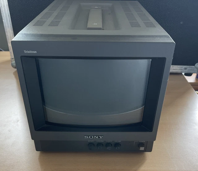 Sony PVM-14M2E 14" Trinitron CRT Monitor – Für Retro Gaming PAL, Vom Händler