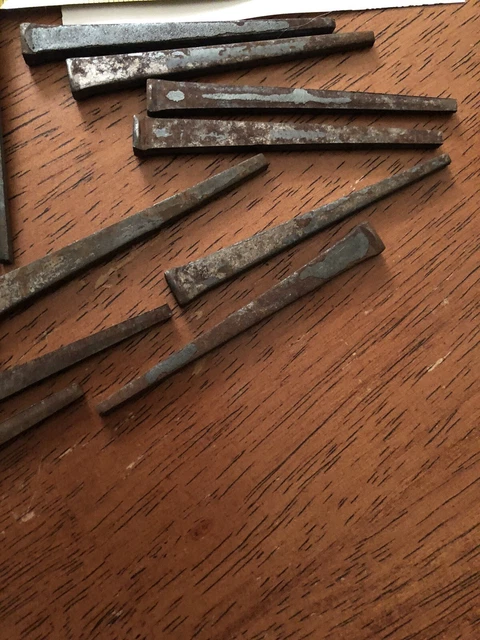 28 Used Square Head Nails With Patina Iron/steel 2-1/2”- FREE SHIPPING! 3