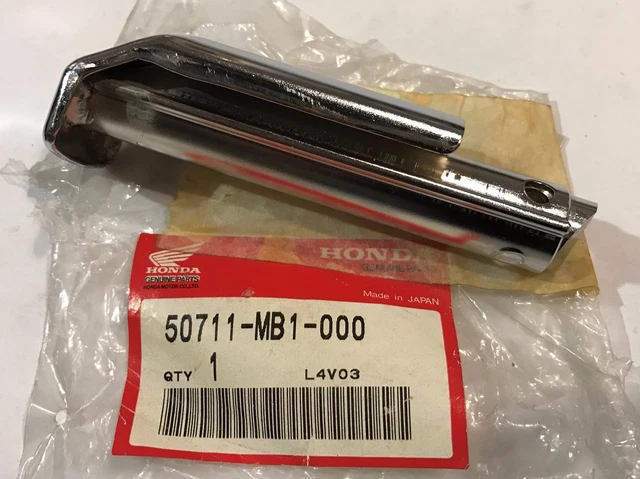 Étrier Repose-Pied Postérieurs Dx - BAR Pillion R Honda VF750C NOS : 50711 MB1