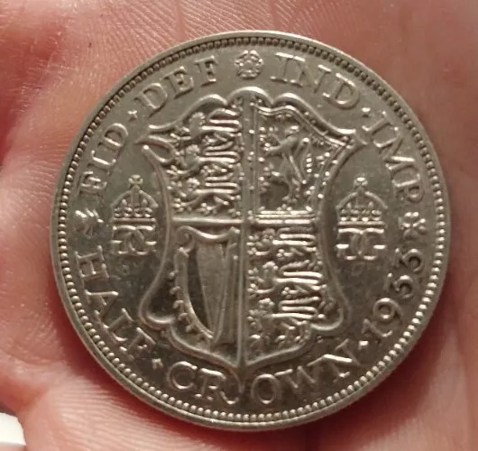 RARE 1933 King George V Silver .500 Half Crown Coin, High Grade Uncirculated