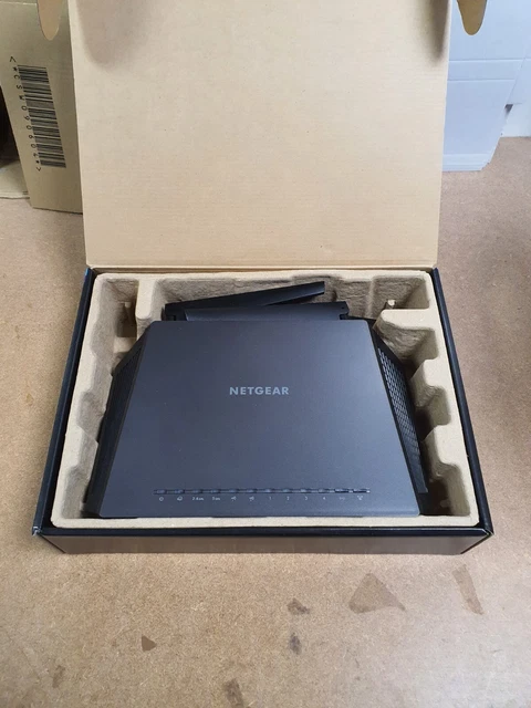 NETGEAR Nighthawk AC1900 1300 Mbps router wireless 5 porte 1000 Mbps - SPINA UE 3