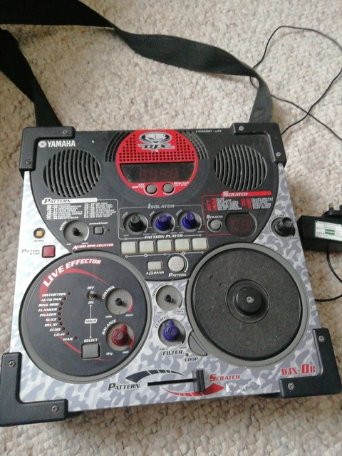 YAMAHA DJX IIB CD Sound Scratch Bank Midi Module DJ Mixer