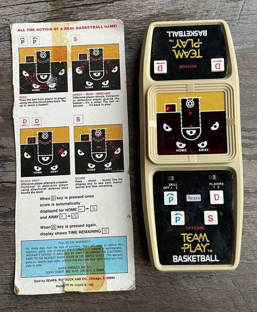 VINTAGE SEARS TEAM Play Basketball Electronic Handheld Game w