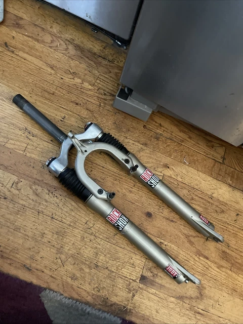Rock Shox JUDY XC 不動 Rock Shox JUDY XC 不動