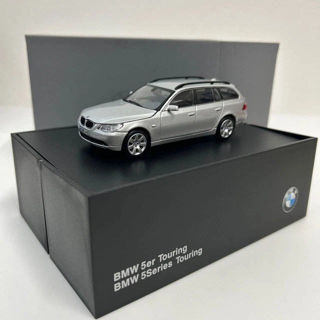 BMW E61 5 Series Touring 545i Kyosho 1:18 diecast model car
