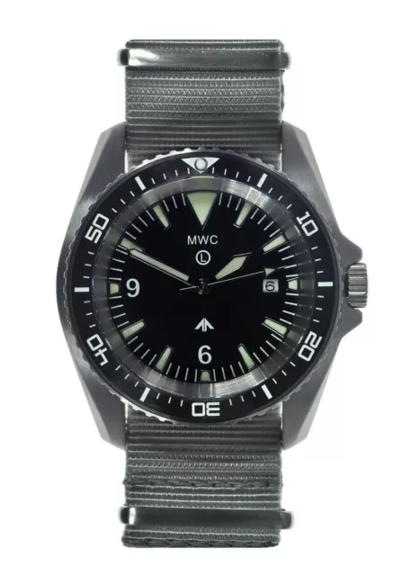 MWC Heavy Duty Kampfschwimmer 300m Stainless Steel Military Divers Quartz Watch