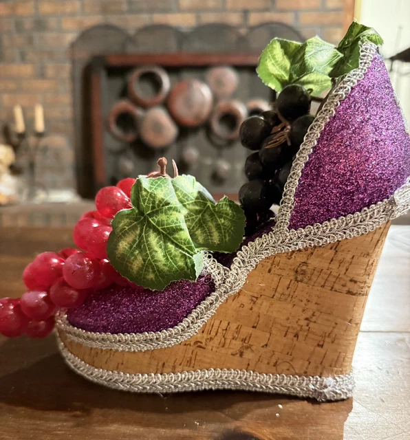 NOLA MARDI GRAS 2025 💜💚💛 Krewe of Muses Return of SuperMuse Title Float Shoe 29.10 PicClick CA