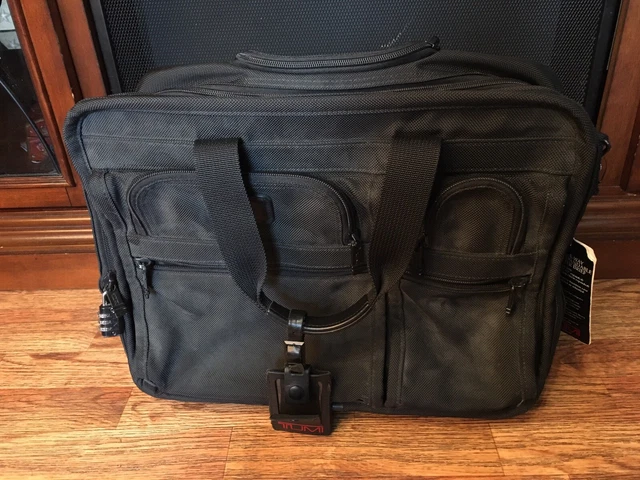 Tumi Wheel A Way Deluxe Expandable  Computer Brief Rolling Suitcase Black 2206