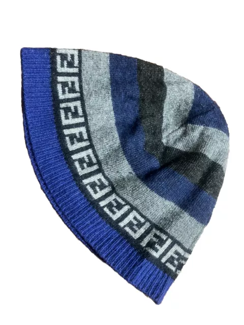 CAPPELLO FENDI ORIGINALE con Cachemire bellissimo caldissimo