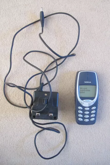 Telefono Cellulare Nokia 3310, Confezione Principale, Potrebbe Essere Necessario Sbloccare La Batteria
