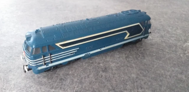 ROCO N LOCOMOTIVE Diesel Br 215 Ref 2150 B 215-069-6 Db En Boite D'origine EUR 40,00 - FR