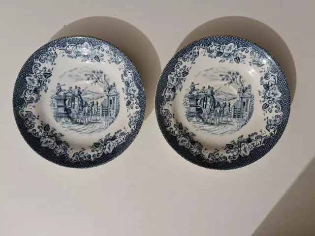 2 anciennes petites assiettes creuses en faïence fine par Johnson Bros - XXe