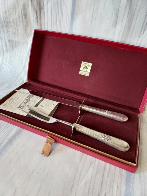 VINTAGE 1847 ROGERS Adoration SILVER PLATE CARVING SET; KNIFE AND FORK
