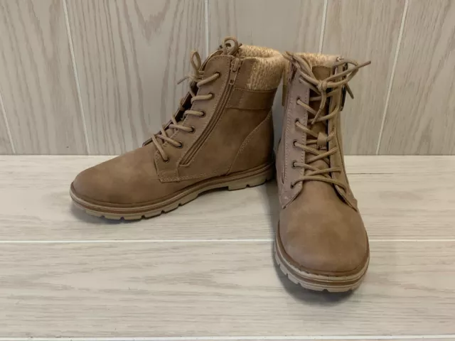 Off white mountain online boots