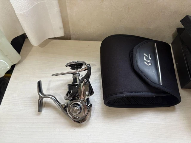 DAIWA 18 EXIST 4000 CXH Spinning Reel Body Used Good