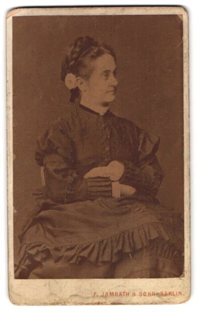 Fotografie F. Jamrath & Sohn, Berlin-SW, Belle-Alliance-Str. 14, Portrait junge