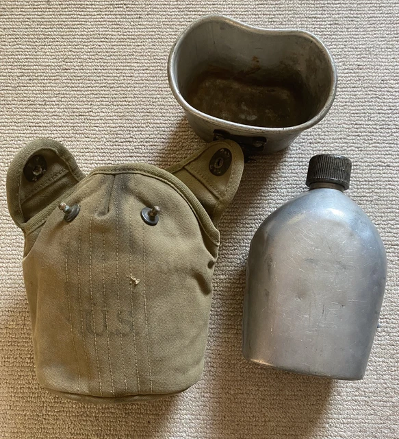 Original U.S. Army 2 Qt Water Bottle With Pouch – Olive OD Green, Genuine Surplus Gear