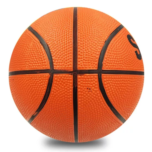 Migliora la coordinazione occhio mano con questo pallone da basket giallo diamet
