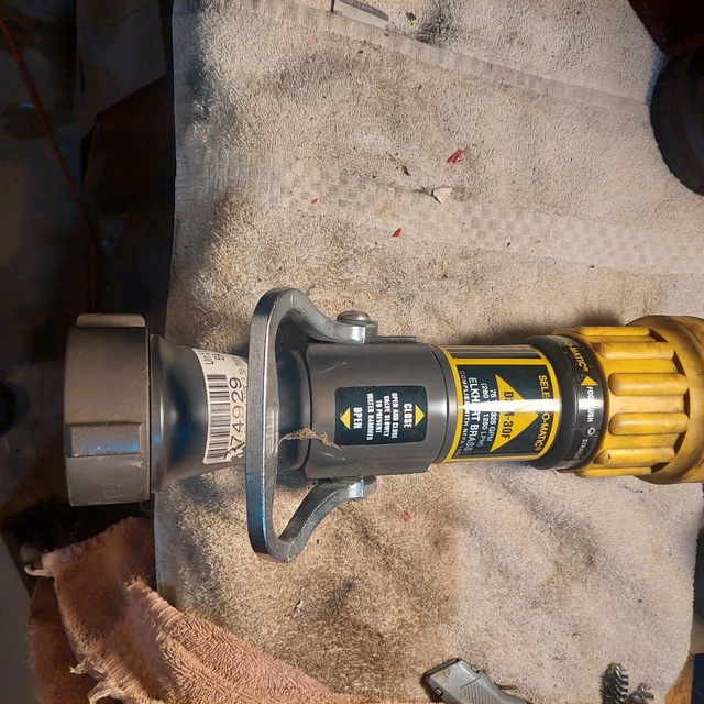 SELECT O MATIC. DSM30F. 2.5 fire hose nozzle