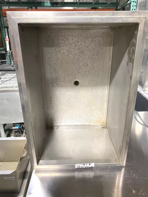 Bar Ice Chest/ Lancer Corp 85-0461-00 Under Bar Ice Bin/ 8 Circuit